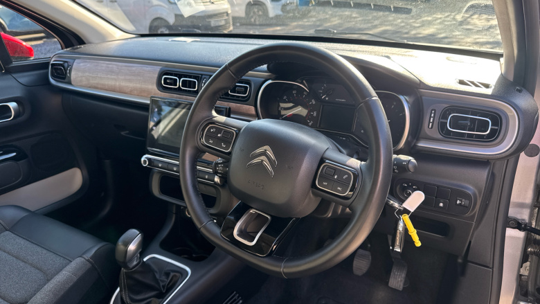 Citroen C3 1.2 PureTech Shine Plus 5dr Petrol Hatchback